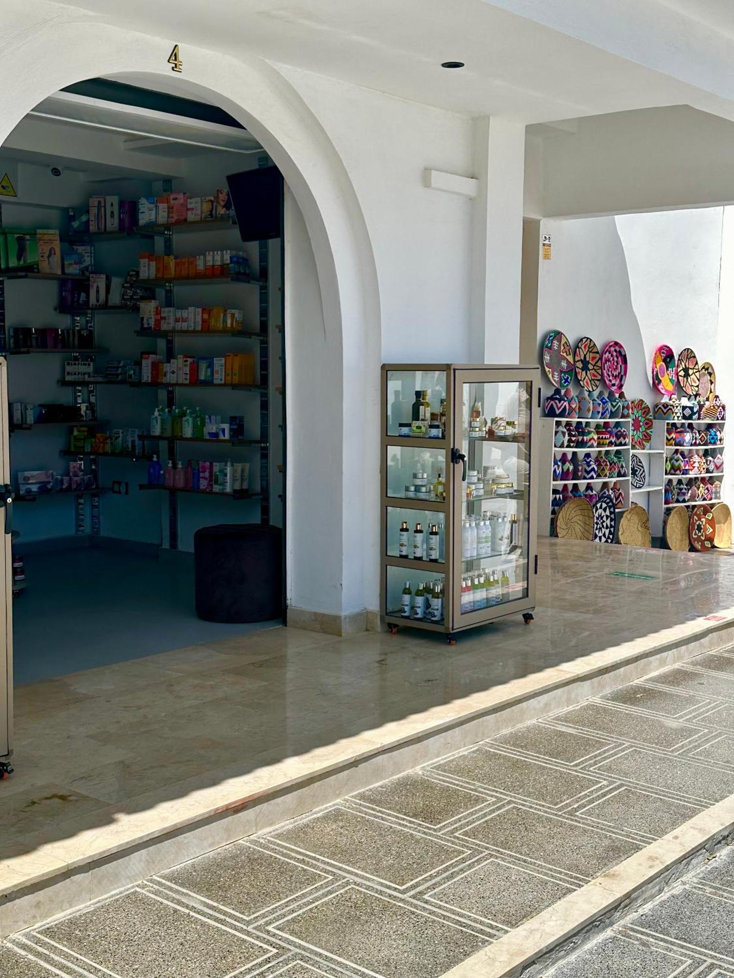Asilah Vip - Haut Standing - Vue Mer - Piscines - Plage A 5 Minute - Garage Privee - Acces Pmr Eksteriør bilde