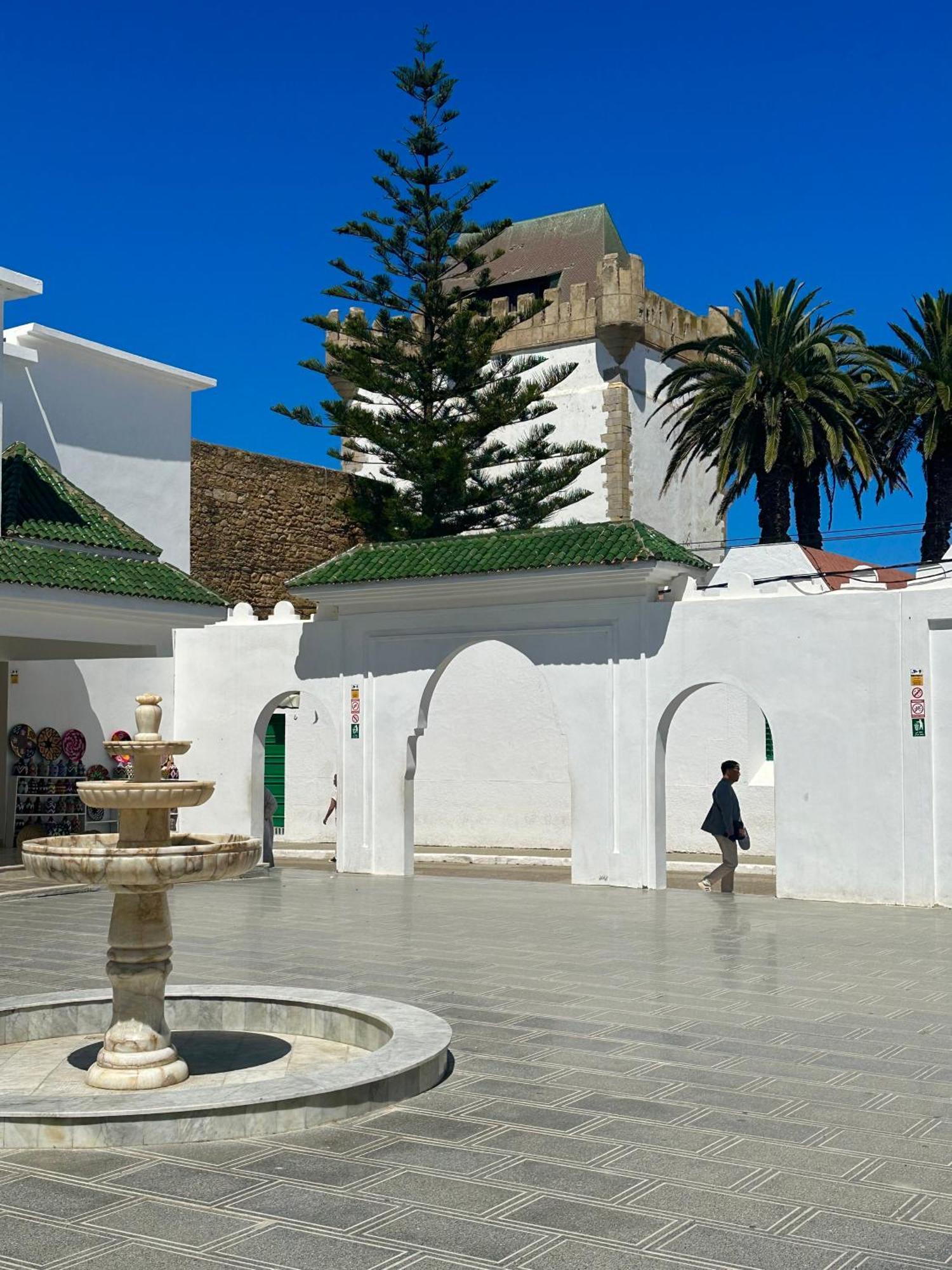 Asilah Vip - Haut Standing - Vue Mer - Piscines - Plage A 5 Minute - Garage Privee - Acces Pmr Eksteriør bilde